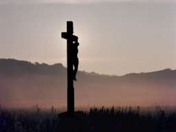 kreuzsilhouette_bei_oberelsbach_r_20130606_1321308799